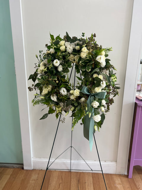 Tribute Easel Wreath