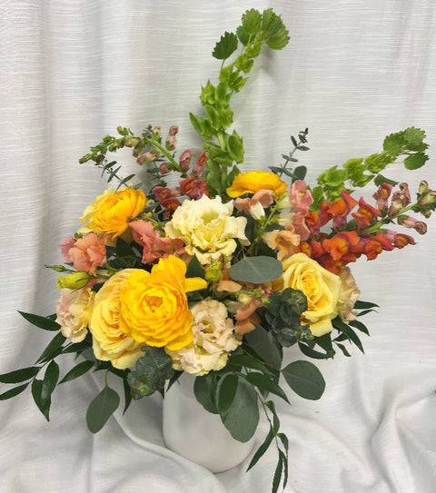 The Heartfelt Condolences Arrangement