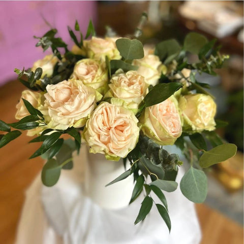 One Dozen Premium Roses